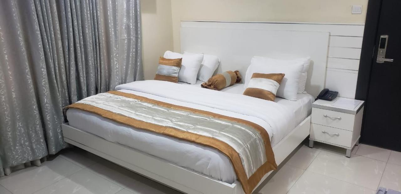 Appleville Suites イケジャ エクステリア 写真